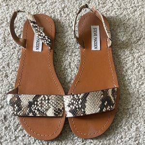 Steve Madden Snake Skin Sandal size 7